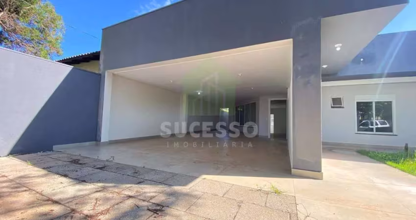 Casa com 4 suítes, piscina, 4 vagas no tropical próximo a big pão