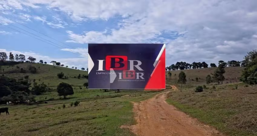 Chácara / sítio à venda na Zona Rural, Botucatu 