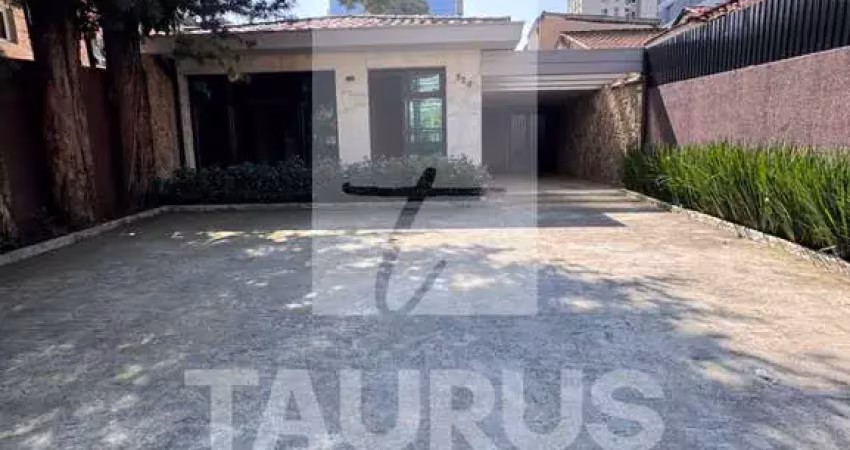 Casa térrea para locação ou venda, 6 quartos, 6 vagas, 350m², vila olimpia.