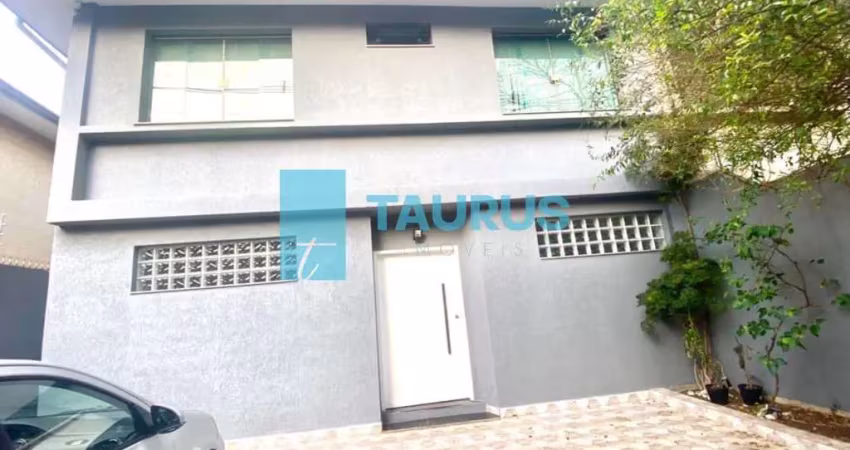 Sobrado à venda, 5 dormitórios sendo 2 suíte, 3 vagas, 385m², moema.