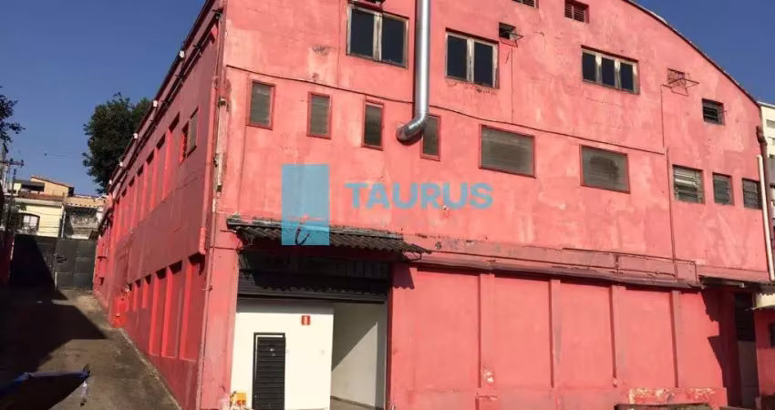 Galpão comercial para venda ou locação, 12 vagas, 6 banheiros, saúde.