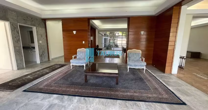 Casa à venda, 4 dormitórios, 5 vagas, 750m², vila nova conceição.