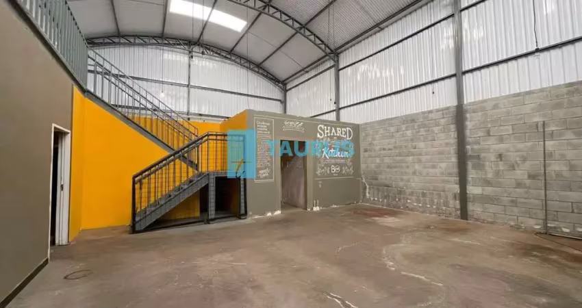 Barracão / Galpão / Depósito com 3 salas para alugar na Vila Olímpia, São Paulo 