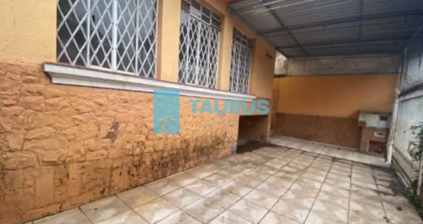 Sobrado á venda , para reforma , 3 dormitórios , 3 vagas , 151 m², planalto paulista.