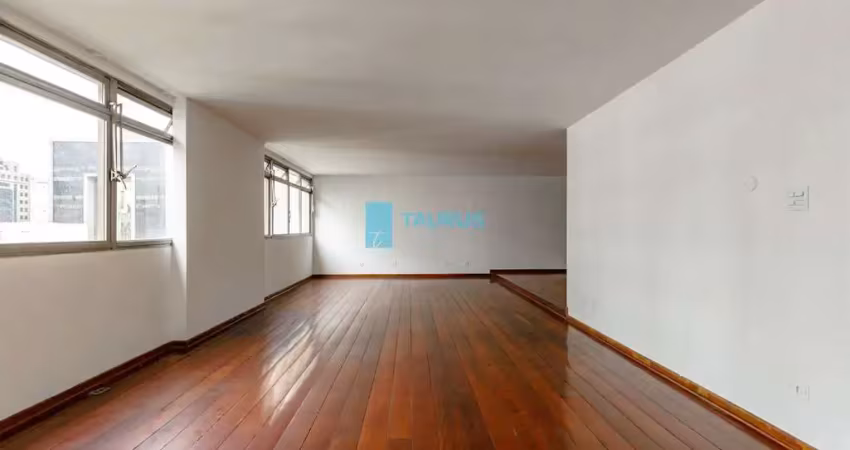 Apartamento um por andar á venda , 3 dormitórios, 1 suíte, 2 vagas , 220 m², itaim bibi.