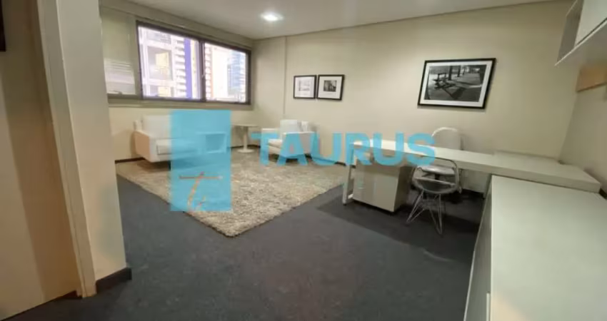 Sala comercial com 1 sala à venda em Indianópolis, São Paulo 