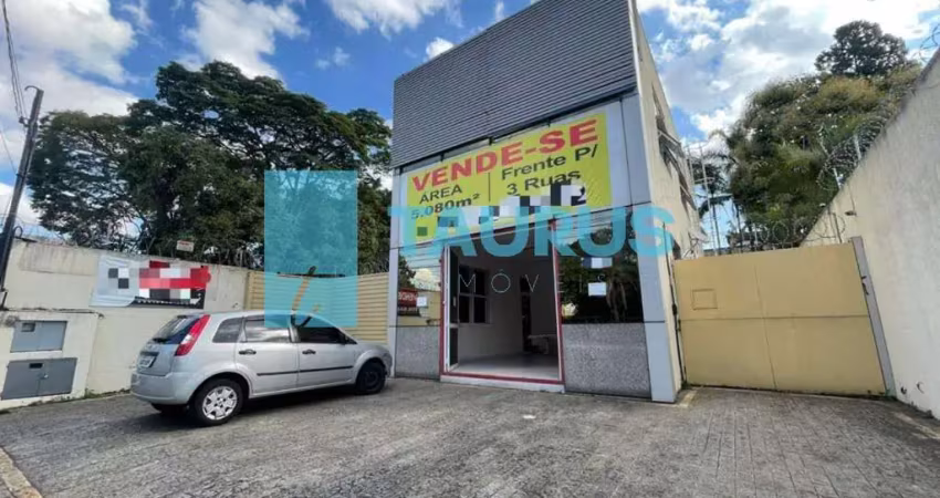 Prédio para venda ou locação, 20 salas, 50 vagas, 1.650m², indianopólis.