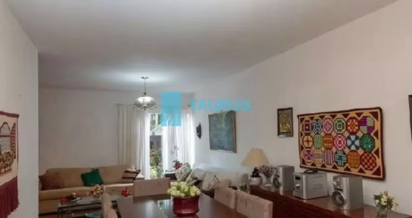 Sobrado para comprar com 3 quartos e 2 vagas no campo belo, são paulo-sp.