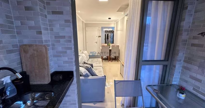 Apartamento 02 dormitórios - Mobiliado - Bairro: Boqueirão