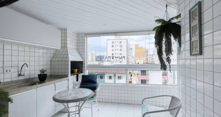 Apartamento  à Venda em Praia Grande com 3 quartos, 2 banheiros, 2 vagas e 140m²