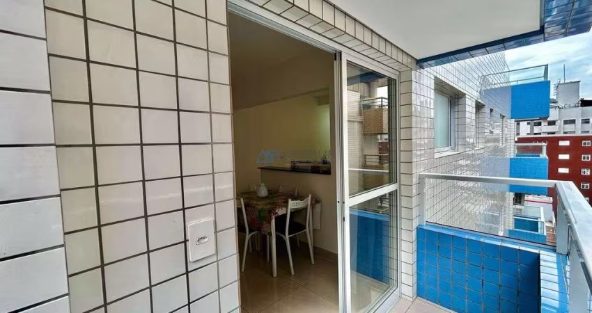 Apartamento a venda em Praia Grande, 1 dormitório com sacada e mobiliado