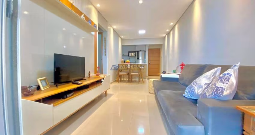 Apartamento à venda em Praia Grande com 2 suítes e 2 vagas de garagem vista mar