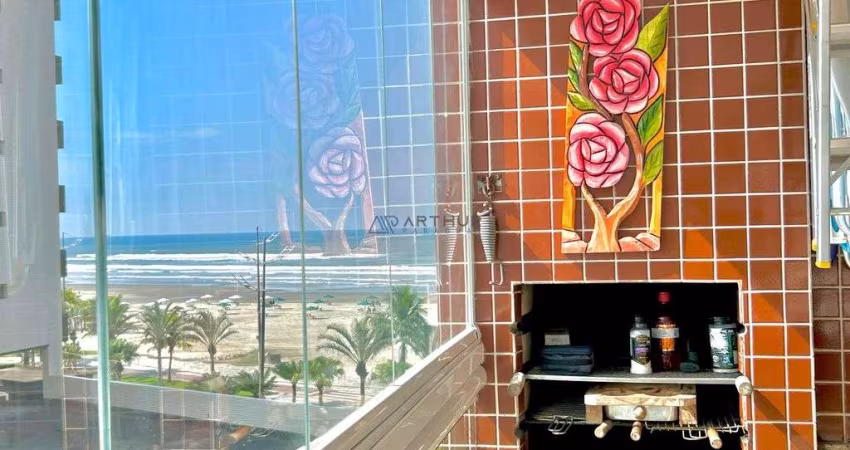Apartamento à venda em Praia Grande mobiliado de 1 quarto com 1 vaga frente mar
