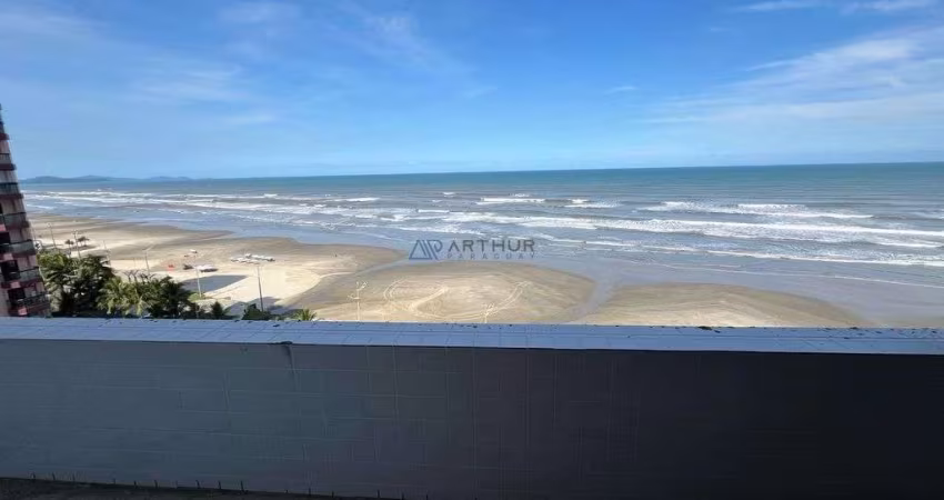 Apartamentos à venda em Praia Grande com 3 dorm, 1 suíte, Frente mar no Caiçara