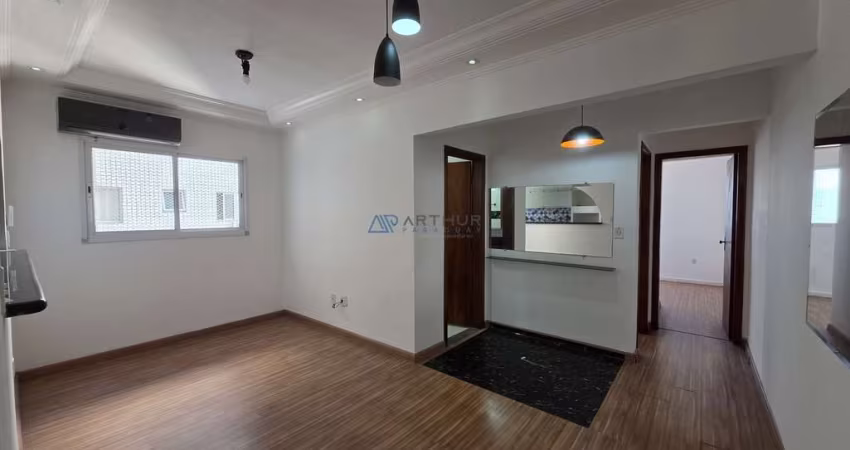 Apartamento à venda em Praia Grande na Guilhermina com 2 dormitórios