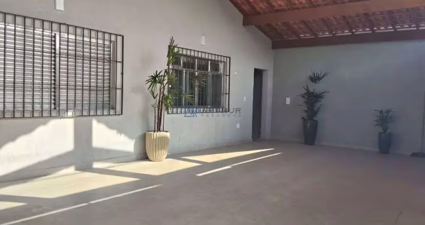 Casa á venda em Praia Grande na Vila Tupi
