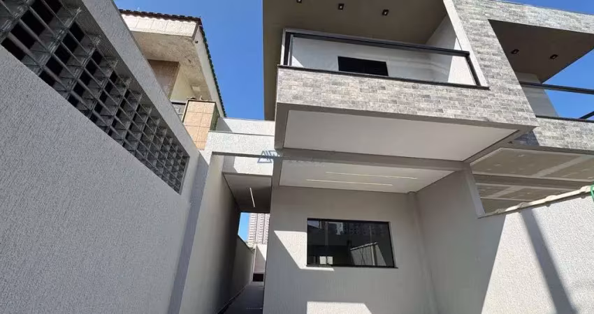 Sobrado à venda em praia grande com 3 suítes no bairro do canto do forte