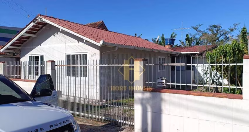 Casa com 2 dormitórios à venda, 189 m² por R$ 300.000 - Bairro Joaia - Tijucas/SC