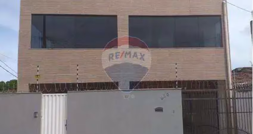 Casa à venda no bairro Planalto