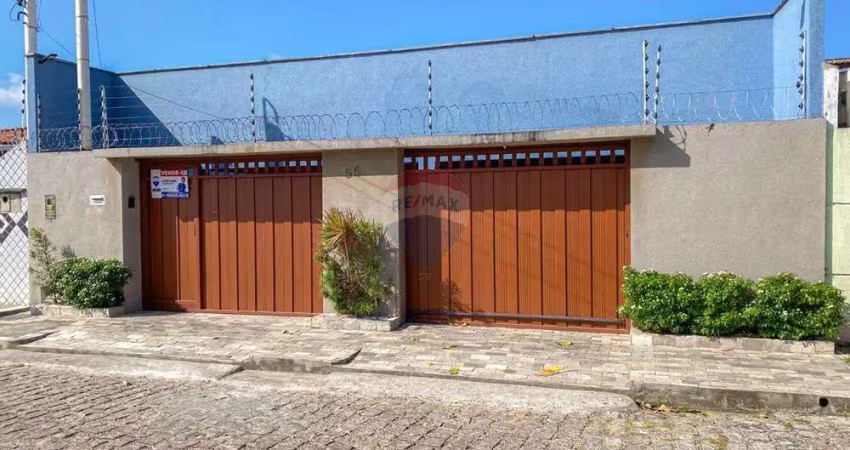 Casa com 3/4 sendo 2 suítes e 1 semi suíte a venda em Nova Parnamirim
