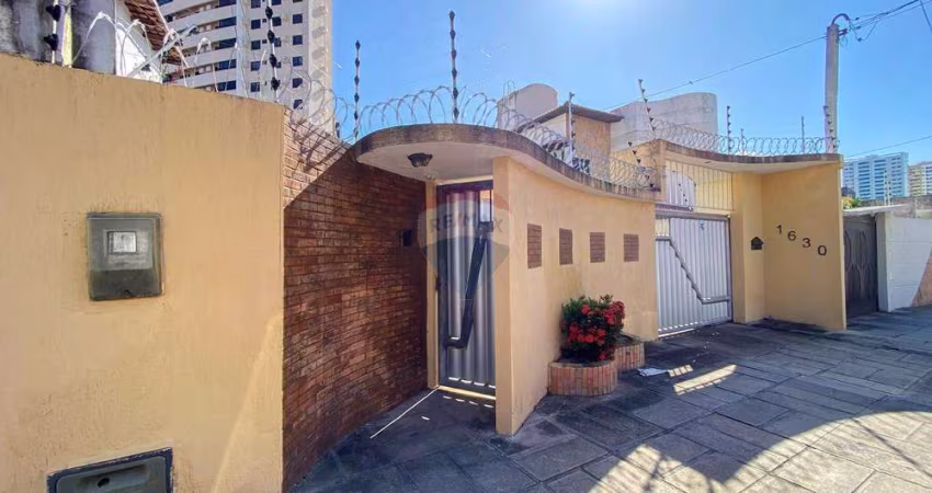 Casa com 5/4 em Capim Macio, Natal.