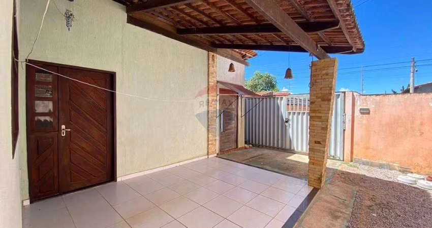 Casa com 2 quartos uma suíte e escritório em Cajupiranga