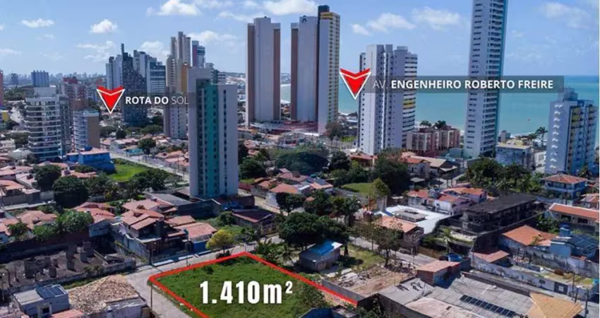 Terreno em ponta negra com 1.410m² 30x47m próximo à roberto freire