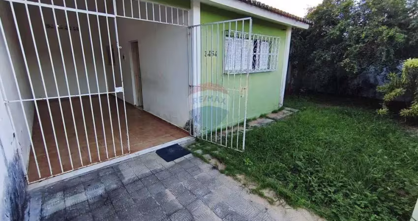 Casa com 3 quartos para alugar na Rua Villa Lobos, 3454, Candelária, Natal