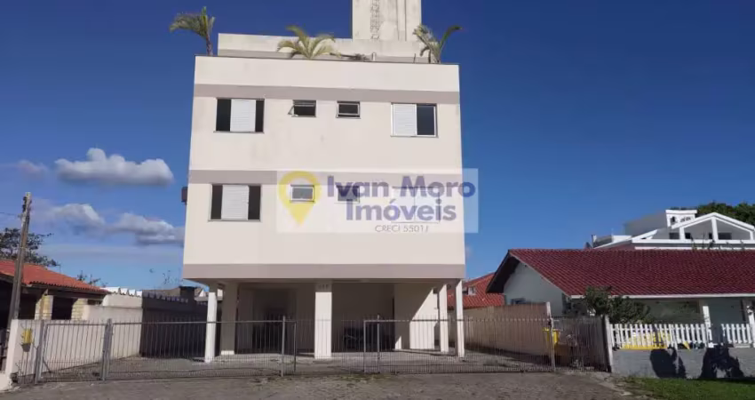 Prédio Inteiro com 11 apartamentos em Daniela - Florianópolis - SC