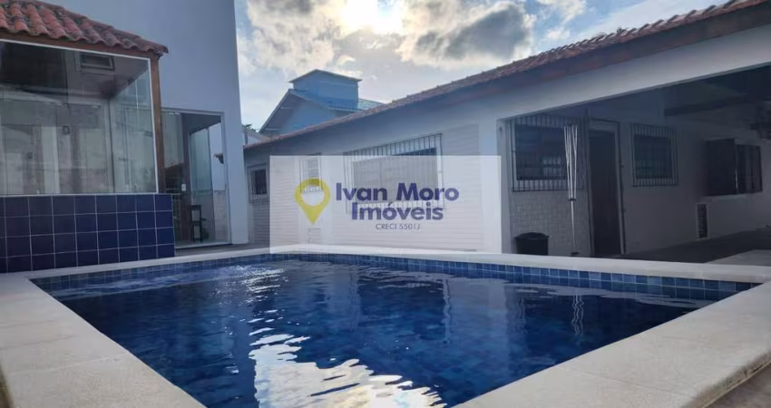 Casa com piscina à venda em Daniela  -  Florianópolis - SC