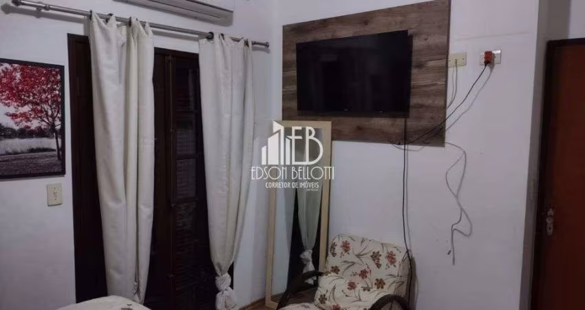 Sobrado à Venda no bairro Jardim Bom Pastor, 3 dorms, 2 vagas, 118 m²