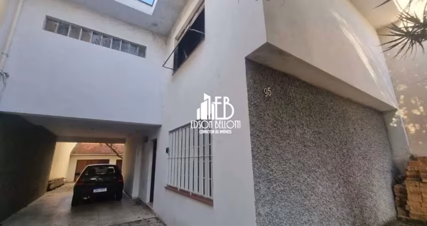 Sobrado com amplo terreno para Venda no Baeta, 3 dorm(s), 6 vaga(s), 274 m²