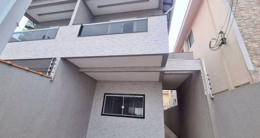Sobrado novo com piscina com 3 dorm(s), sendo 3 suítes , com vista mar na Ocian em Praia Grande.