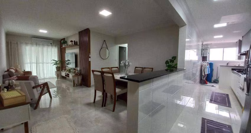 Apto de 3 Dorm(s), sendo 01 suíte, 108m2, 2 vagas, Caiçara em Praia Grande SP