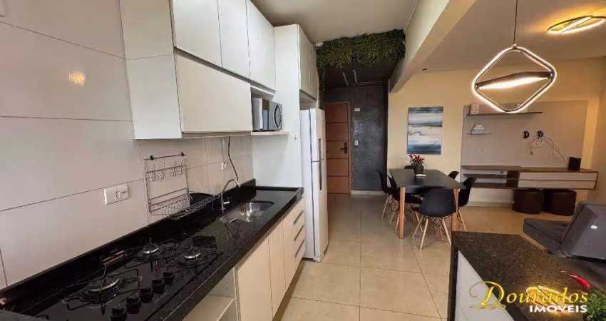 Apto de 2 dormitórios sendo 1 suíte, mobiliado, vista mar, maracanã em praia grande sp.