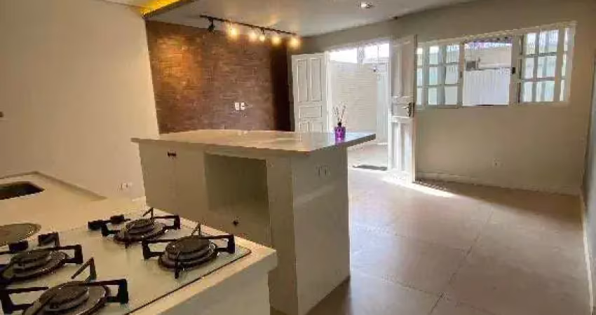 Casa individual 2 dormitórios, sendo 1 suíte aviação em praia grande sp.