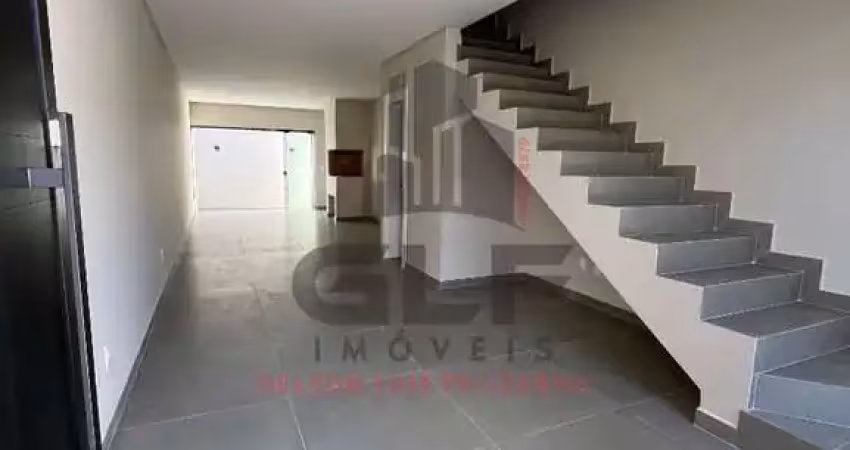 Casa sobrado a venda na cidade de itapema/sc no bairro morretes, com 3 dormitórios sendo 1 suíte e 2 vagas de garagem.