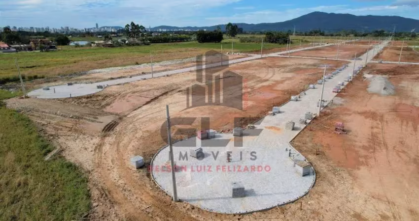 Barbada terreno a venda no loteamento sonho real no bairro sertão do trombudo na cidade de itapema/sc, com 200 m².