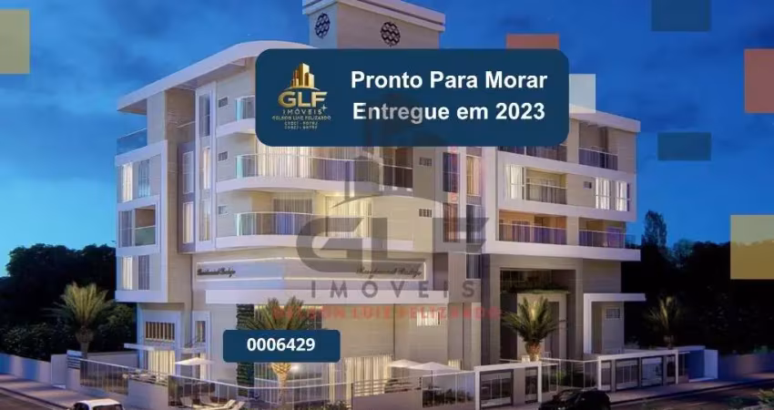 Apto pronto em bombinhas, com 118,60m²  área privativa sendo 3 suítes, 2 vagas de garagem, área de lazer completa