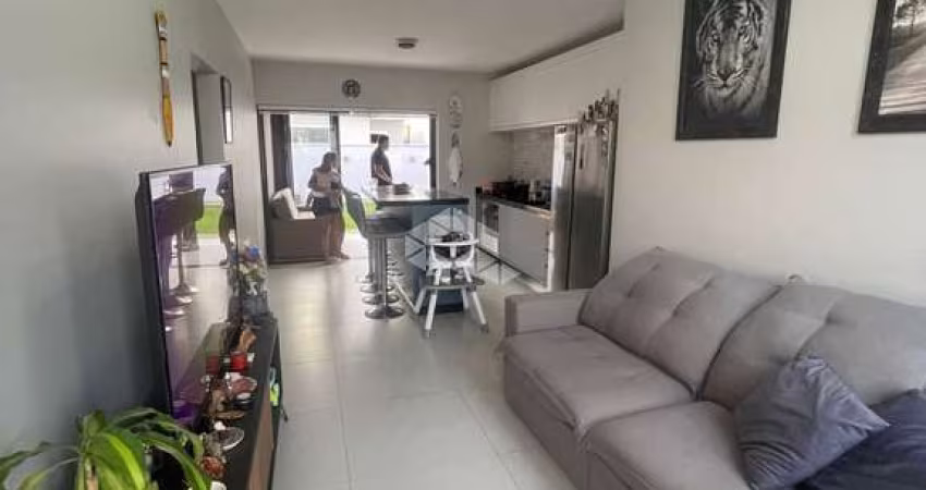 CASA COM 2 DORMITÓRIOS/QUARTOS SENDO 1 SUÍTE EM PALHOÇA SC, NO BAIRRO BELA VISTA Á VENDA POR R$ 535.000,00.