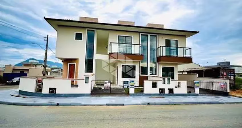 Sobrados alto padrão com excelente acabamento no bairro bela vista - palhoça com valor a partir de r$ 489.900.