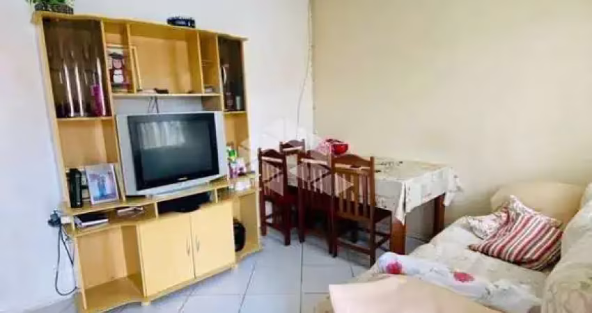 Casa 2 quartos/dormitórios no bairro madri em palhoça /sc.