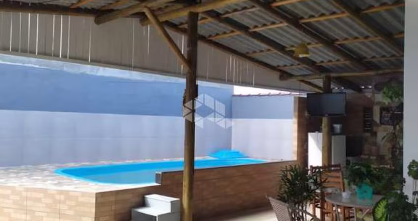CASA COM 3 DORMITÓRIOS/QUARTOS,1 SUÍTE, E UMA VAGA DE GARAGEM, EM  PALHOÇA SC, BAIRRO PASSAGEM DO MACIAMBÚ À VENDA POR R$360.400,00