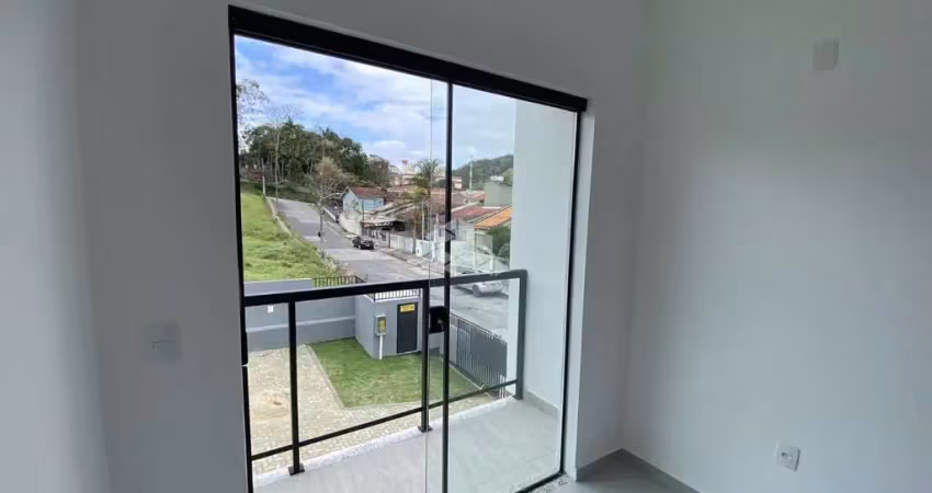 Sobrado com 2 dormitórios, 1 vaga descoberta e 81,46 m² para vender por r$ 385.000,00