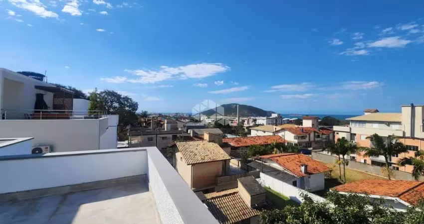 Casa triplex com 3 dormitórios/quartos sendo 1 suíte em florianópolis sc, bairro santinho à venda por r$ 775.000,00.