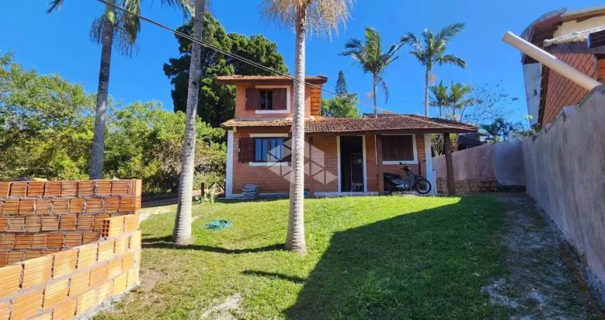 Casa com 2 dormitórios/quartos em florianópolis sc, bairro ingleses do rio vermelho à venda por r$ 399.000,00.