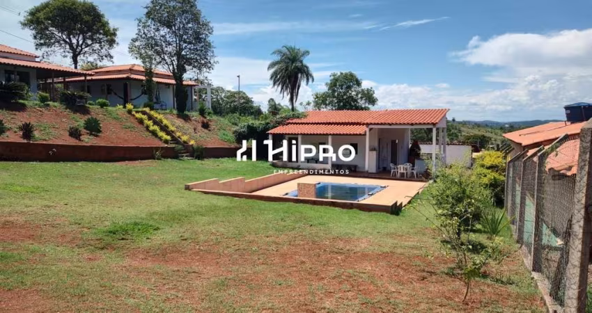 Sítio Encantador de 2000m² com Área Gourmet e Piscina