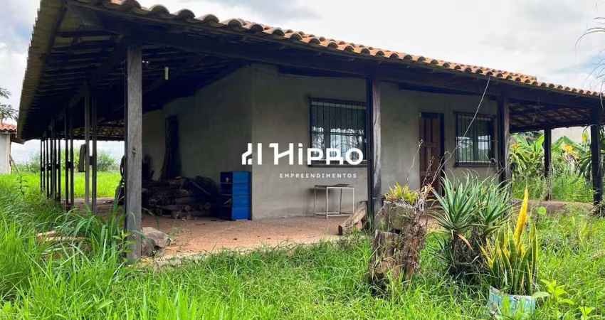 Sítio com área de 2.000m² em Mateus Leme