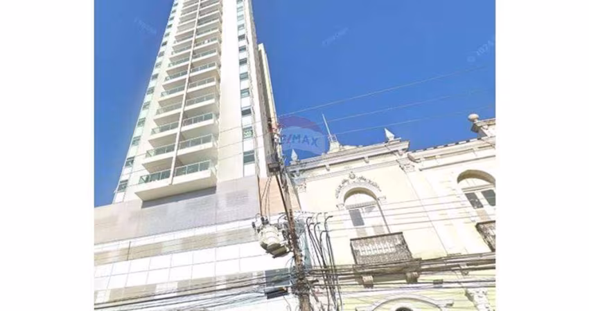 More no coração da cidade com conforto, praticidade e uma vista incrível!