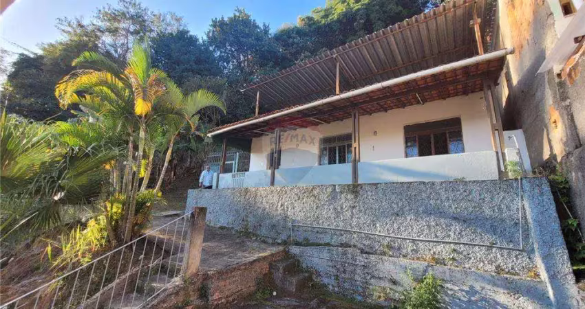 Oportunidade!! casa de 2 quartos no bairro monte castelo